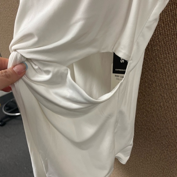 Express White Twist Front Bodysuit - Picture 6 of 9